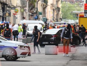 13 heridos por una explosión en Lyon | Canal Showsport