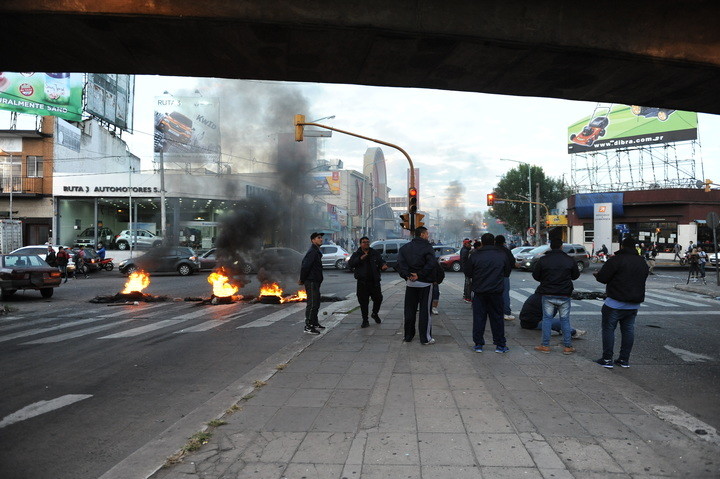 Buenos Aires: Colectiveros se movilizan por el asesinato de un chófer • Canal C