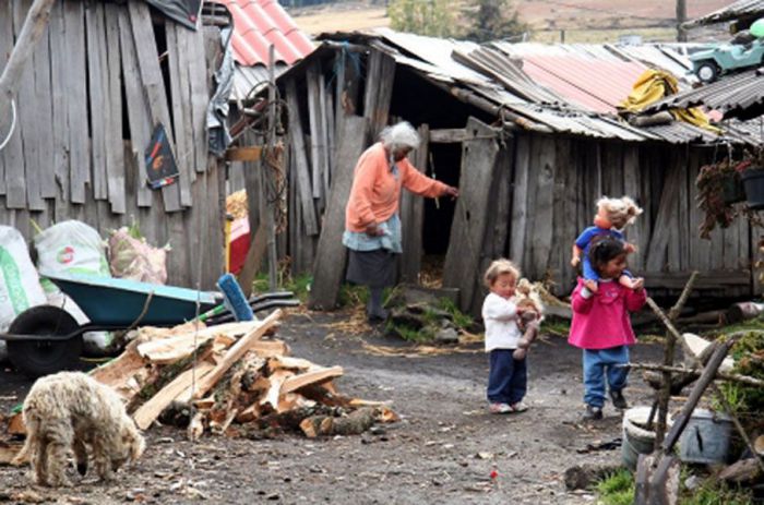 UCA: casi 8 millones de chicos son pobres en la Argentina • Canal C