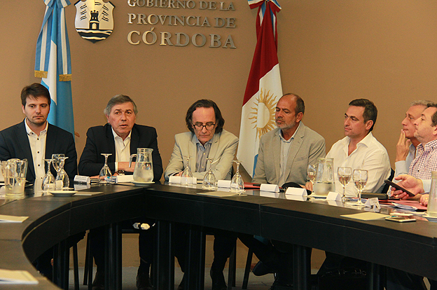 Schiaretti propuso un nuevo pacto fiscal en Córdoba • Canal C