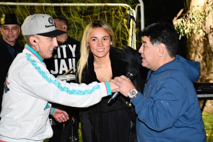 Maradona le propuso casamiento a Rocío Oliva • Canal C