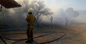 Bomberos controlan el incendio en Carlos Paz • Canal C
