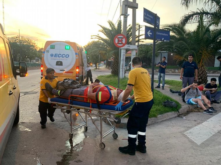 Increíble choque de un colectivo de Coniferal: hay heridos • Canal C