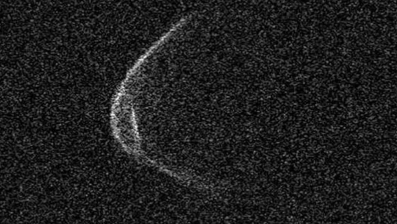 Un asteroide pasó cerca de la Tierra • Canal C