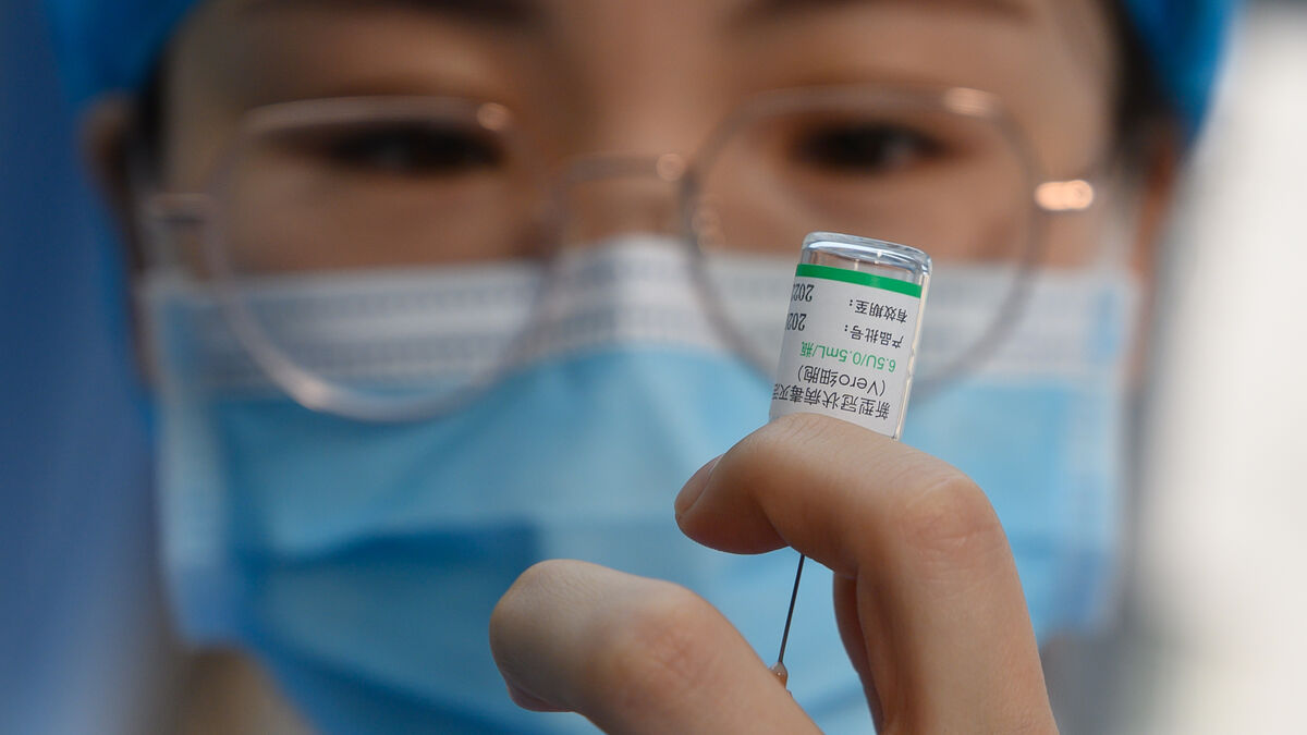China aclara que la eficacia de sus vacunas “no es baja” • Canal C
