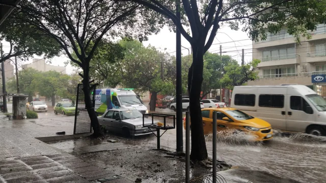 Llovió torrencialmente en Córdoba • Canal C