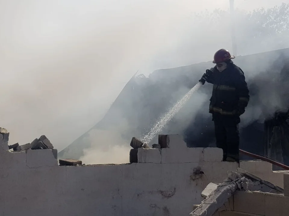 Santa Isabel: se incendió un depósito de la Aduana • Canal C