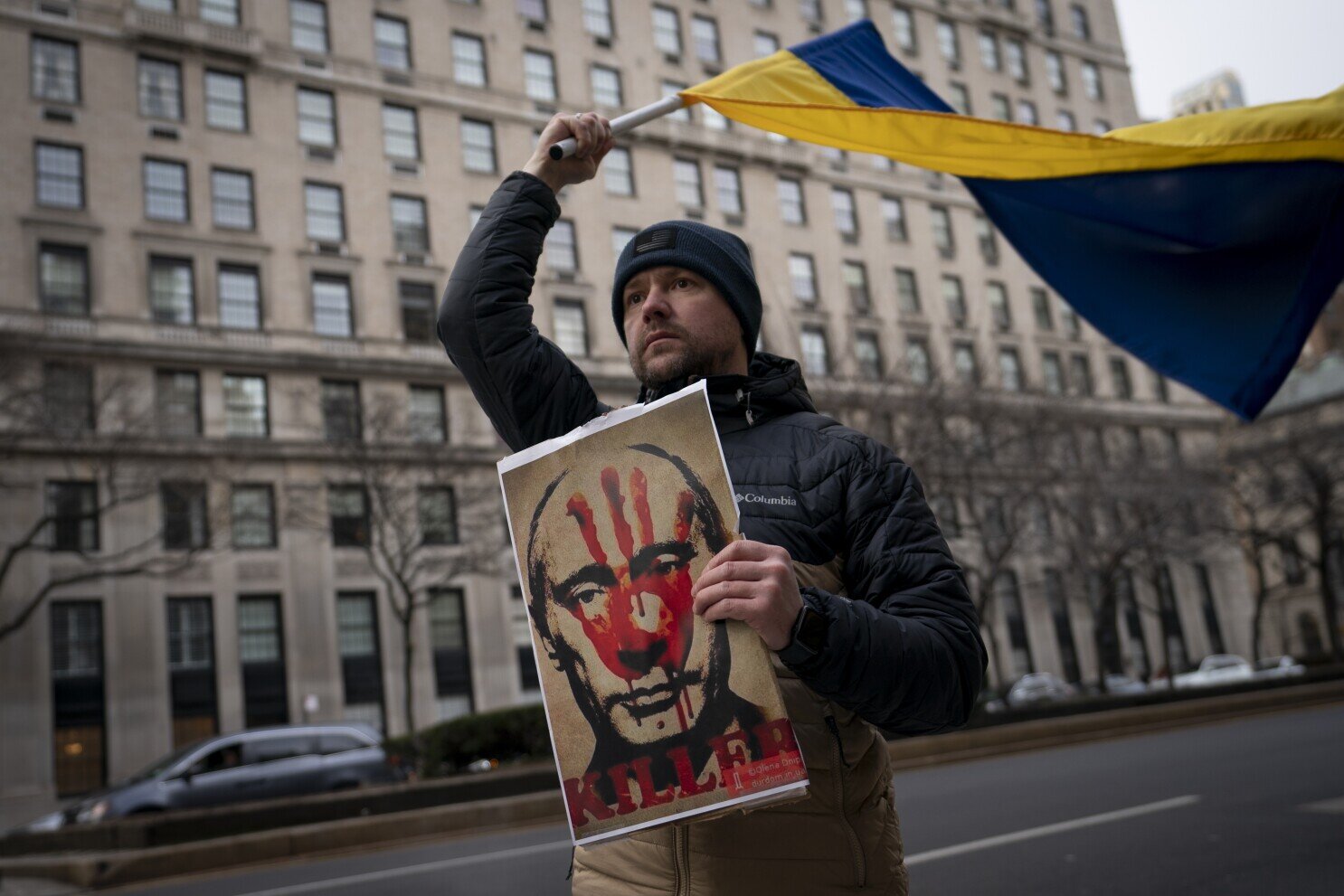 Berlín protesta contra la invasión rusa en Ucrania • Canal C