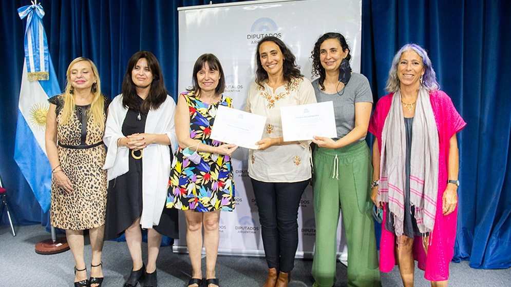 Dos investigadoras del CONICET fueron reconocidas con el premio “Berta Cáceres” • Canal C