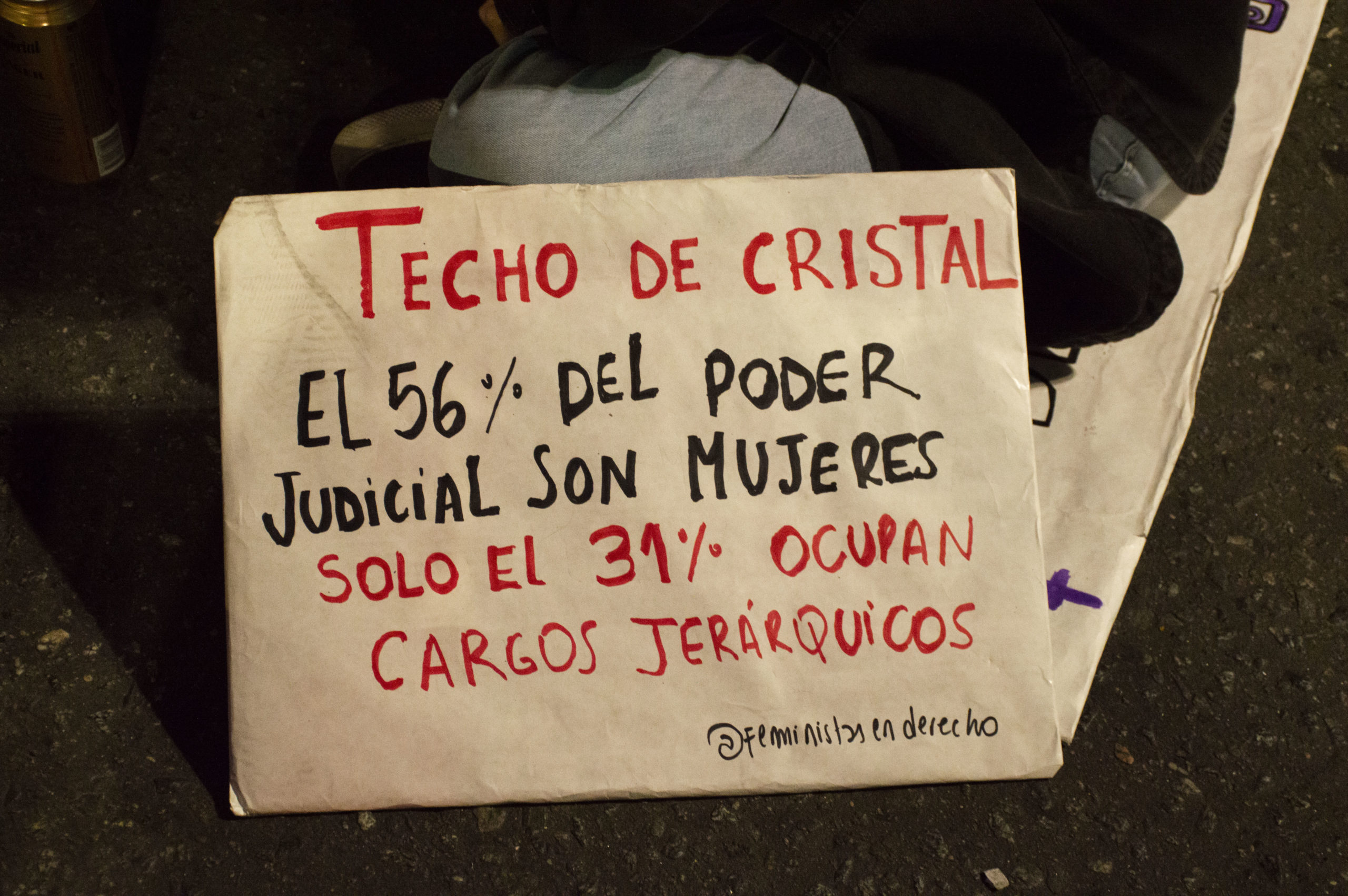 8M: miles de mujeres marcharon por las calles de Córdoba • Canal C