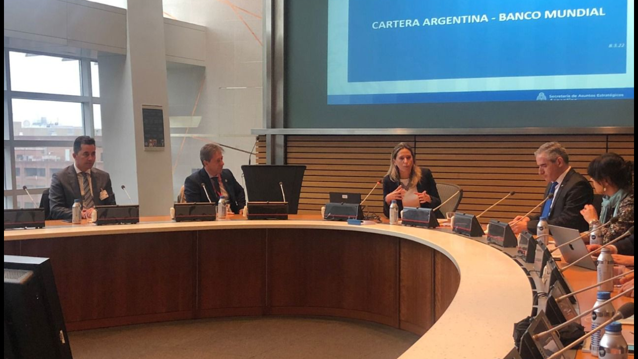 Manuel Calvo se reunió con autoridades del Banco Mundial, el BID y la OEA • Canal C