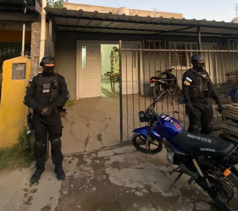 Malagueño: tres detenidos por venta de drogas en un taller de motos • Canal C