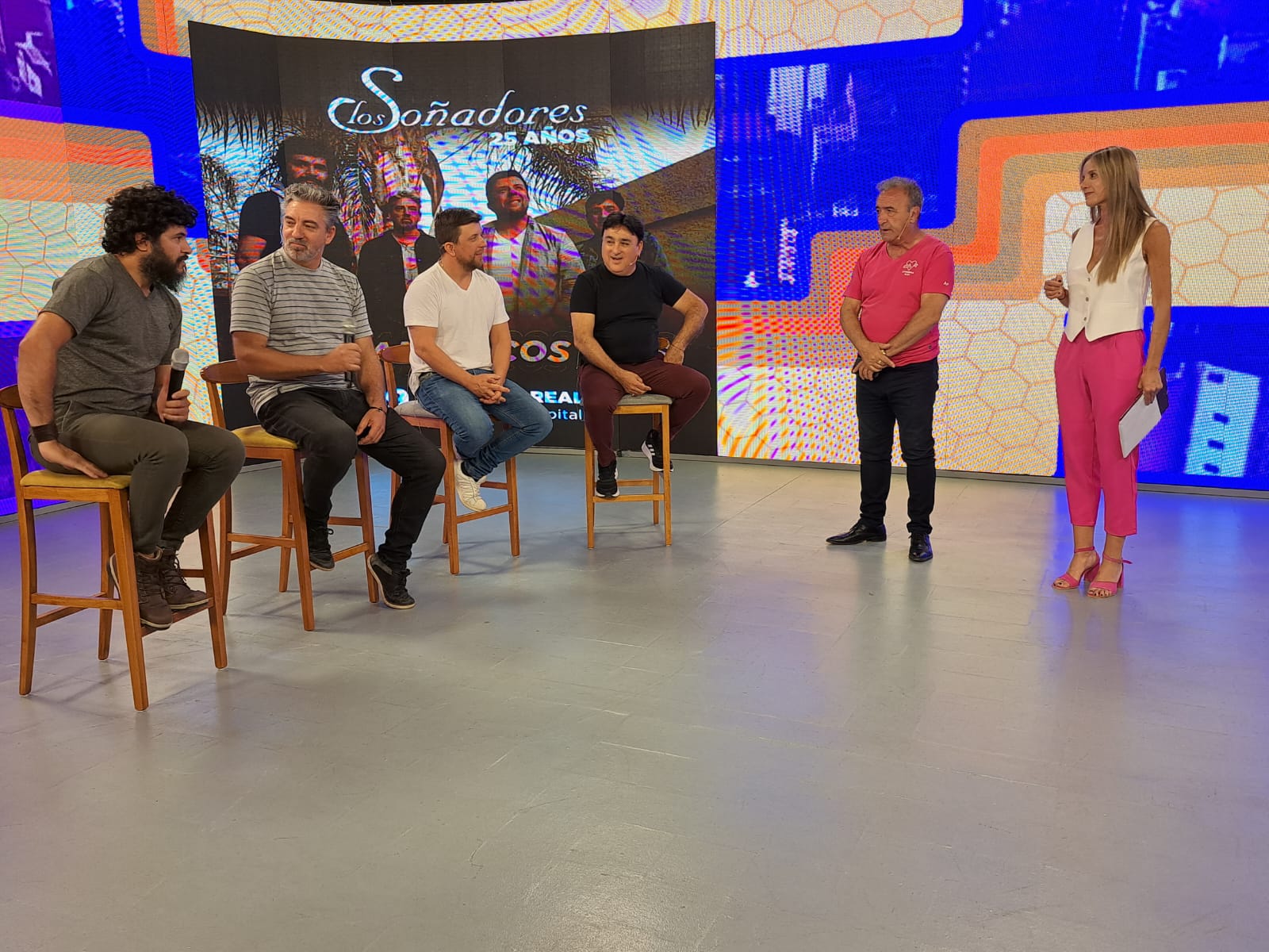 "Los Soñadores" adelantaron su show aniversario en Pato a la Mañana • Canal C