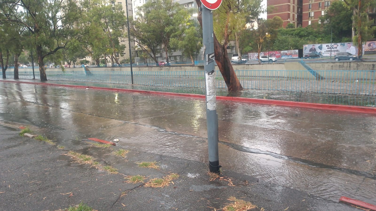 ¡Pasadas por agua! Así están las calles de Córdoba • Canal C