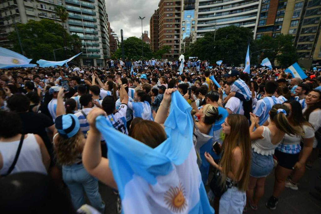Argentina en la final: las calles de Córdoba explotaron de alegría • Canal C