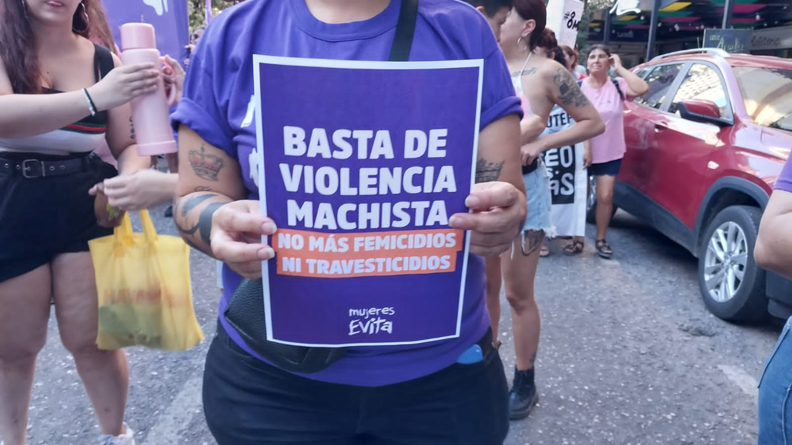 8M en fotos: Córdoba marchó en el Día Internacional de la Mujer • Canal C