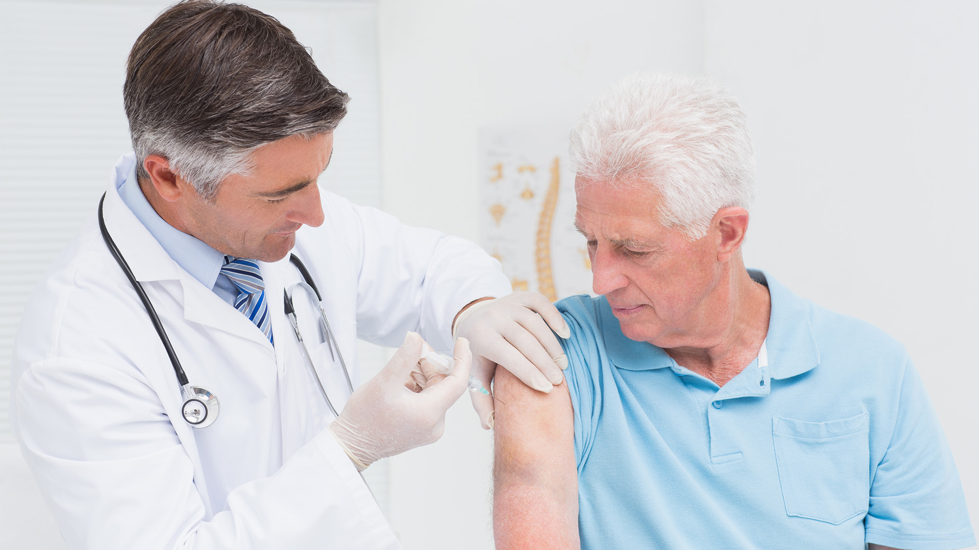 Comienza la vacunación antigripal en residencias de adultos mayores • Canal C