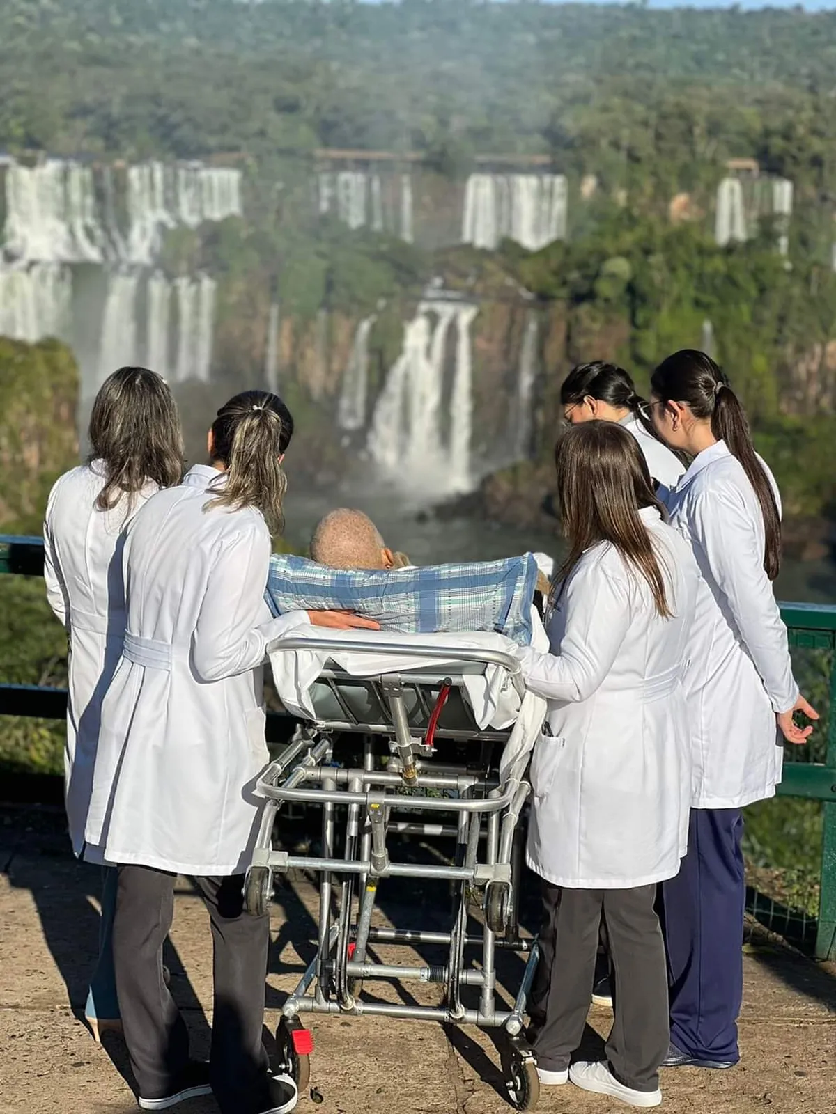 La historia de vida del paciente que pidió visitar las Cataratas del Iguazú como su último deseo • Canal C