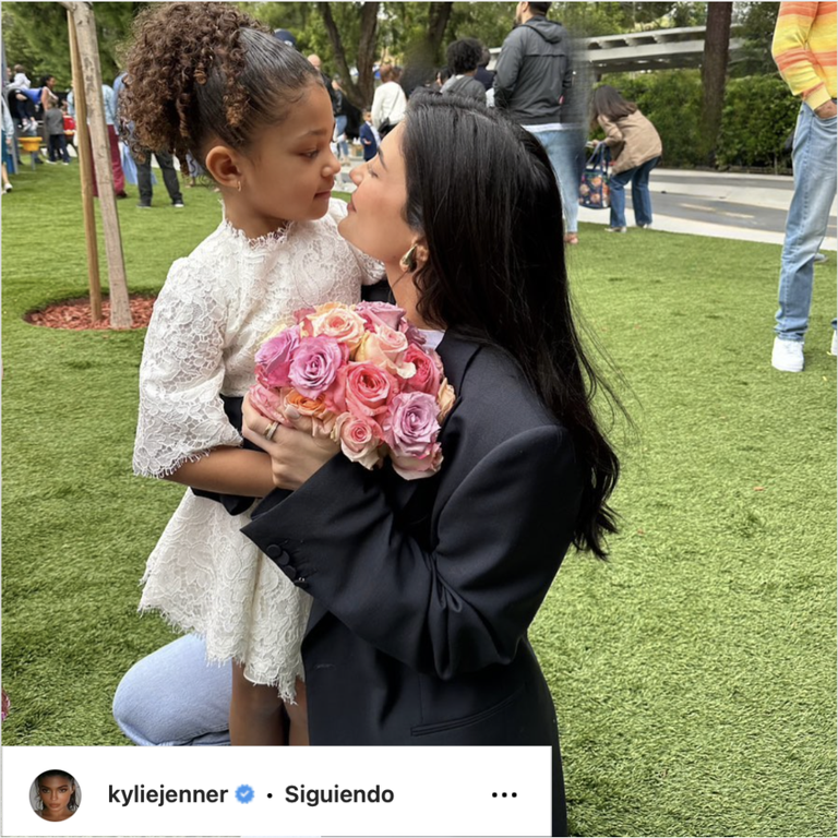 El fail de Kylie Jenner en una foto con su hija Stormi • Canal C