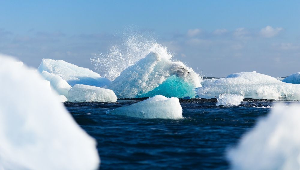 La Antártida perdió un trozo de hielo del tamaño de Argentina y está en su nivel más bajo en 45 años • Canal C