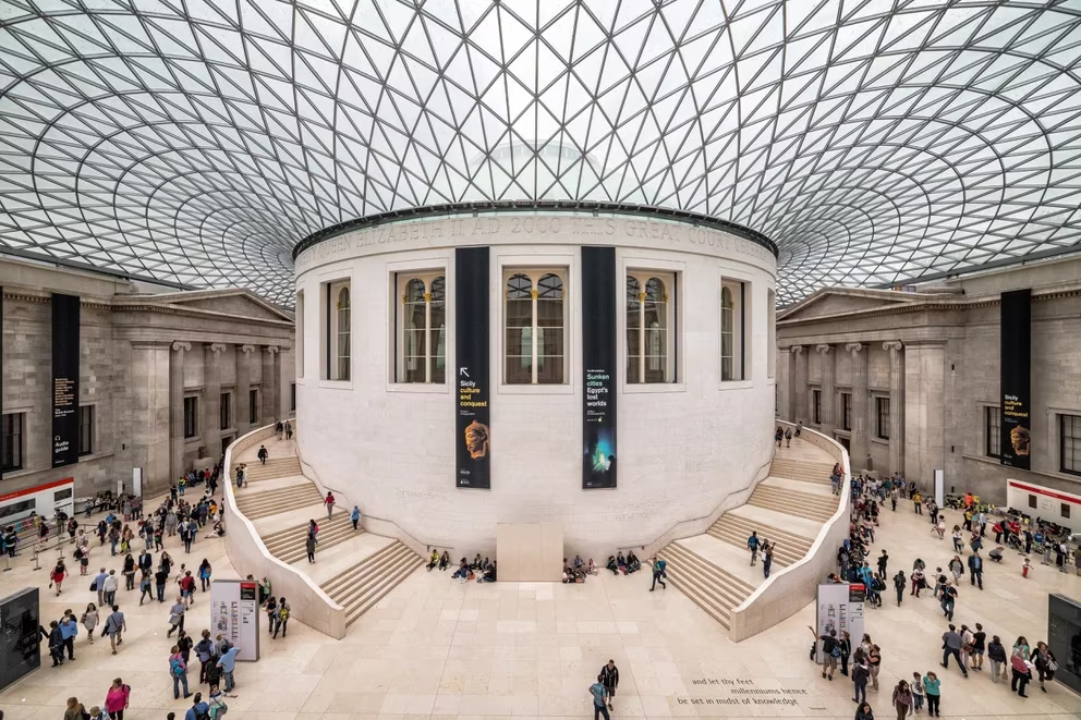 Cerraron el Museo Británico de Londres por un ataque con un cuchillo: al menos un herido • Canal C
