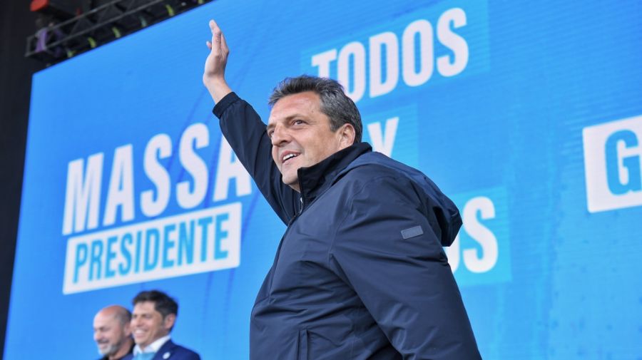 La bolsa de comercio de Córdoba acusó a Massa de "despilfarrar" dinero en campaña electoral • Canal C