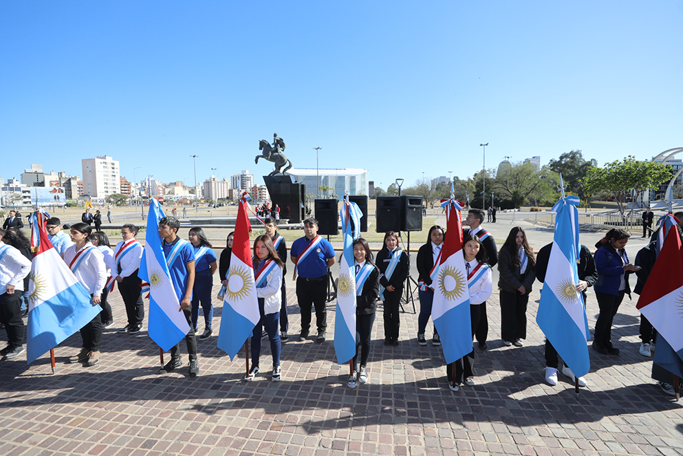 Día de la Bandera de Córdoba: promesas de lealtad de alumnos de la provincia • Canal C