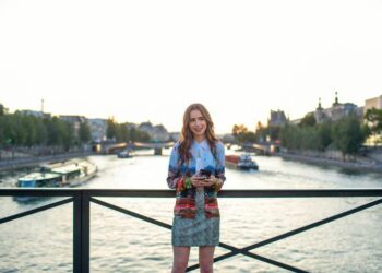 Se revelaron nuevos detalles sobre la última temporada de Emily en París • Canal C