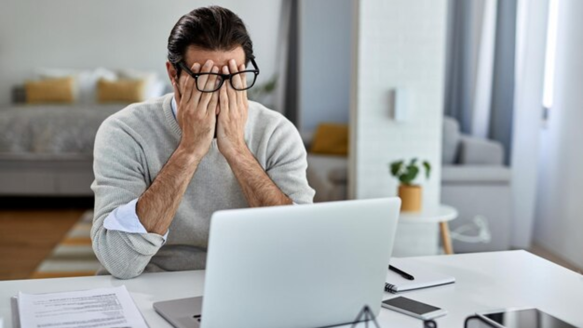 Un estudio reveló los 8 empleos que te hacen infeliz • Canal C