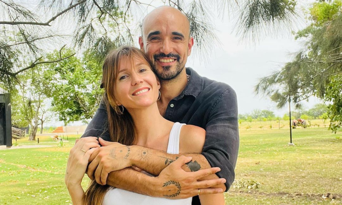 Abel Pintos y Mora Calabrese revelaron el nombre y sexo de su próximo bebé