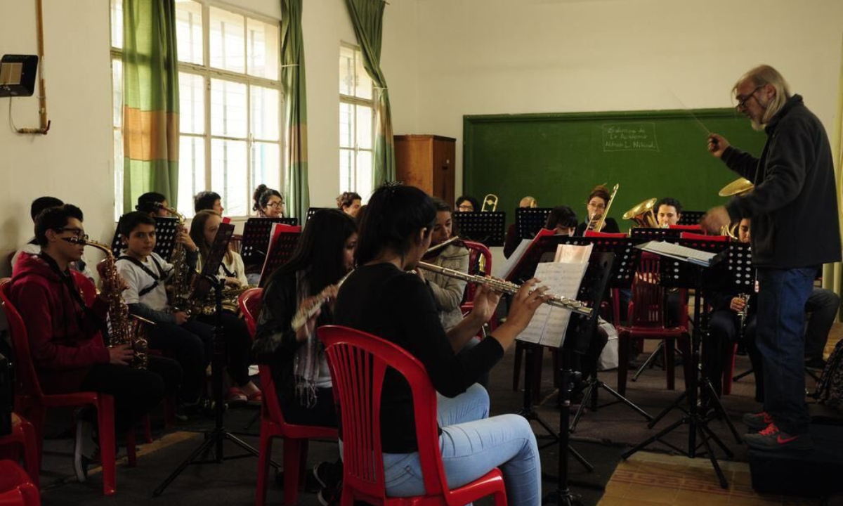 Inscripciones abiertas para clases gratuitas en la Academia Municipal de Música de Córdoba • Canal C