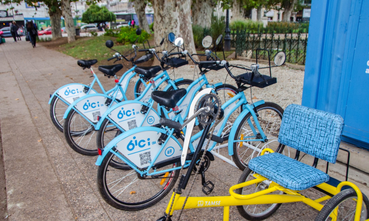Turismo sobre ruedas: explorando Córdoba en bicicleta este finde XXL • Canal C