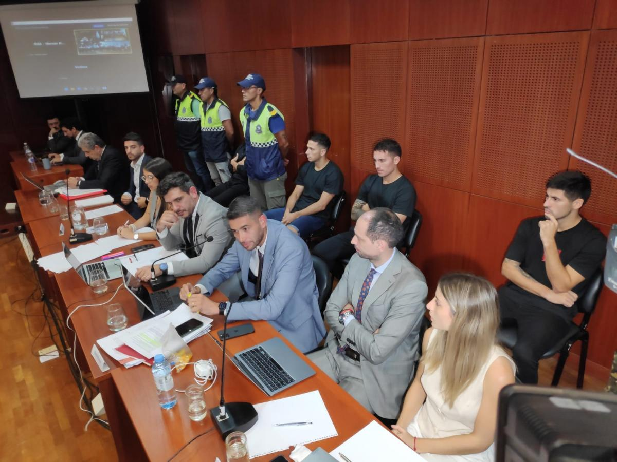 Investigan si hay un quinto futbolista de Vélez involucrado en el caso de abuso sexual • Canal C