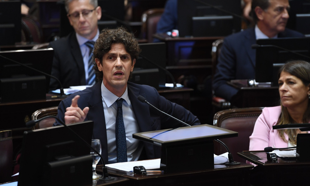 Martín Lousteau: el gesto con el que se volvió viral al votar el aumento del 170% en los sueldos del Senado • Canal C