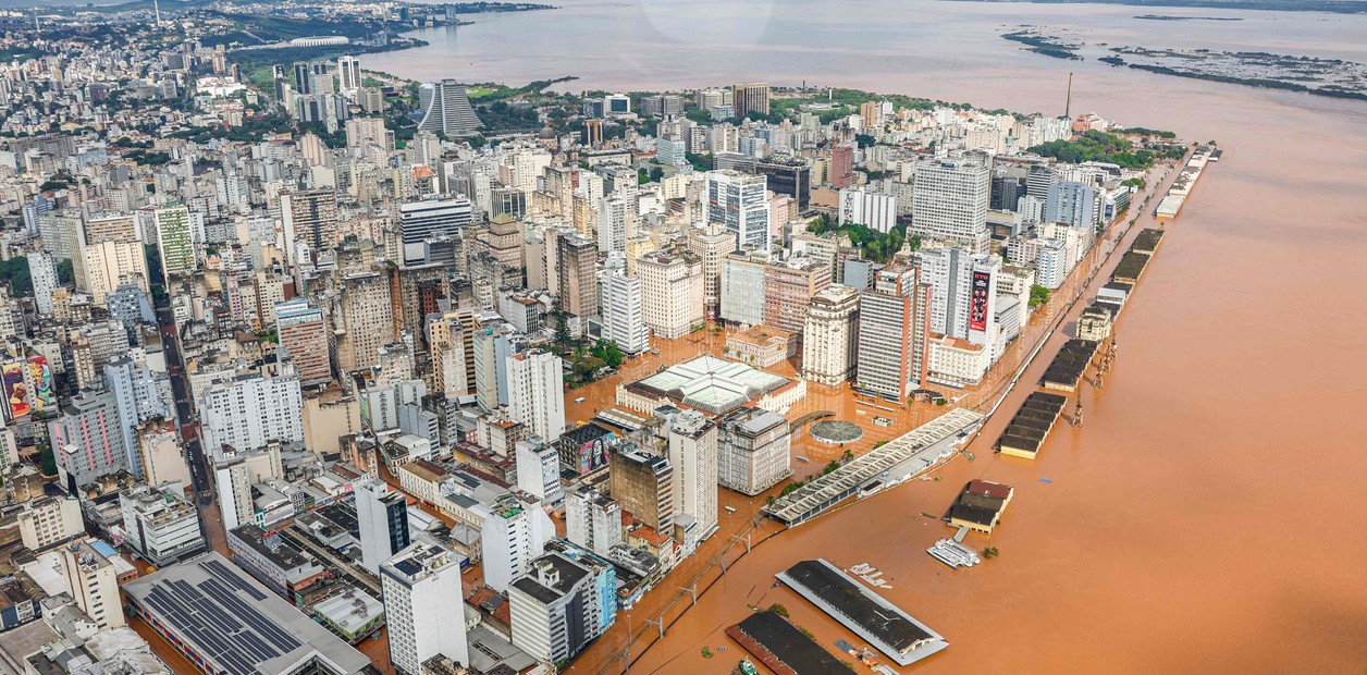 Brasil bajo agua y angustia: hay 84 muertos por las inundaciones y más de 100 desaparecidos • Canal C