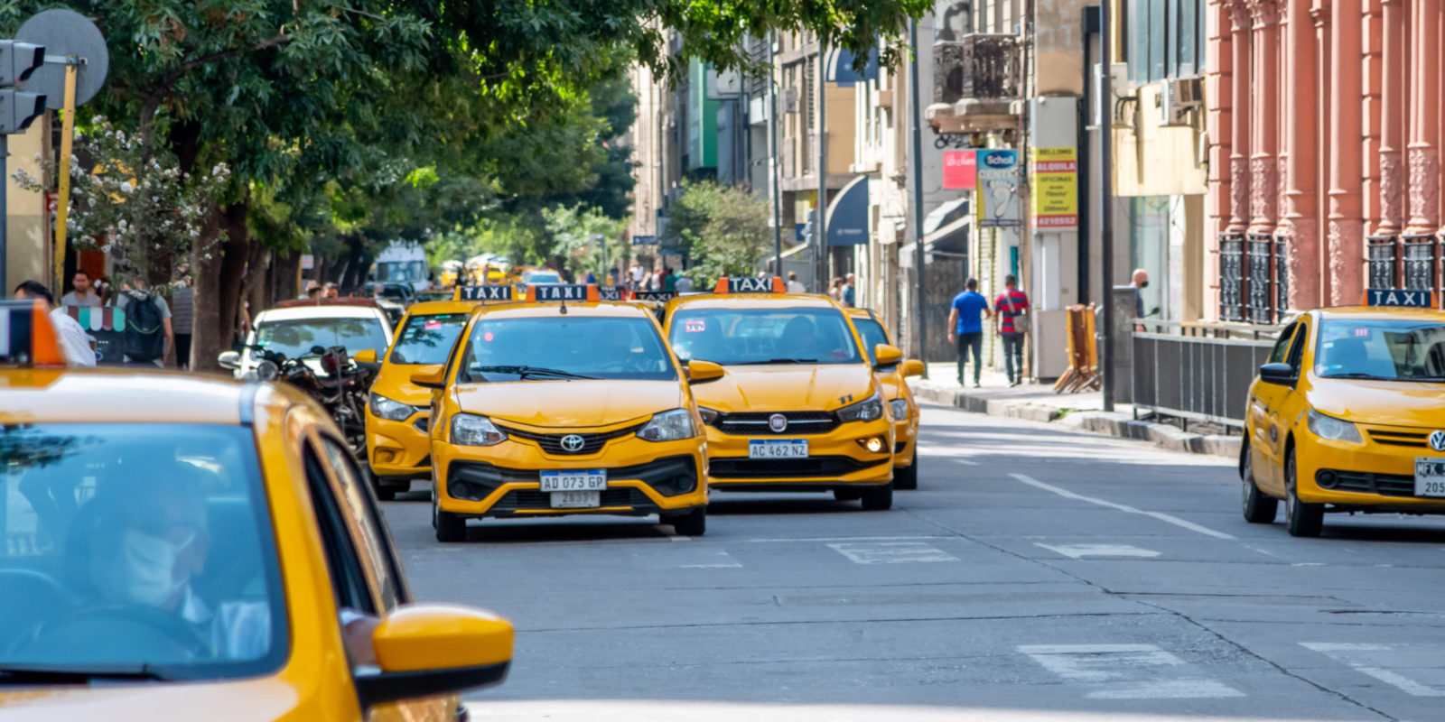 ¿Cómo funcionarán los taxis durante el paro de hoy? • Canal C