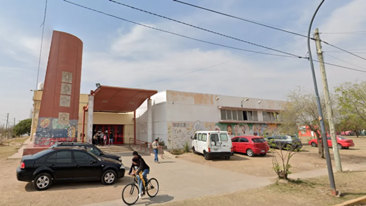 Desmantelaron una escuela de Córdoba • Canal C
