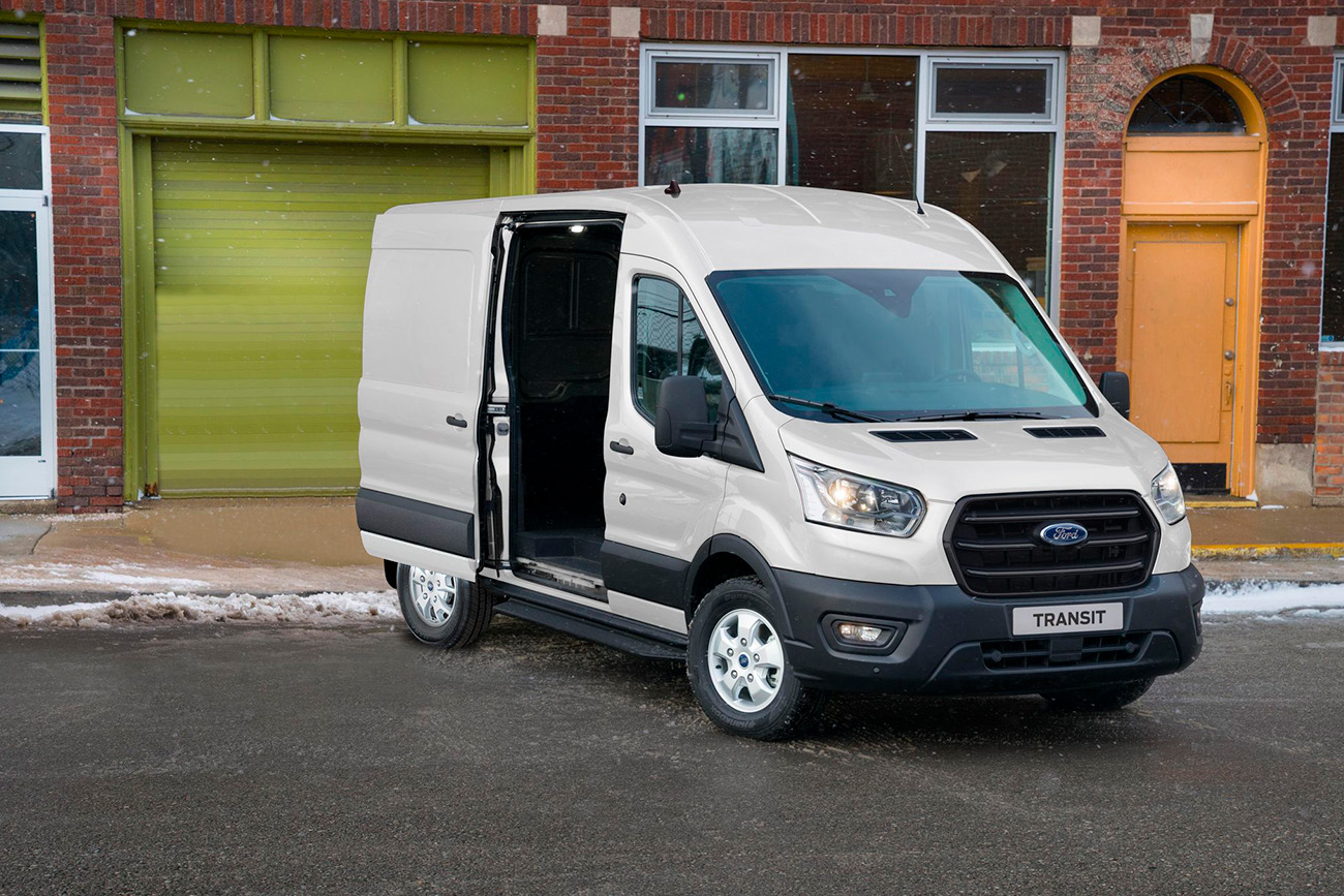 Ford Transit, una línea de vehículos utilitarios que combina potencia, confort y seguridad • Canal C